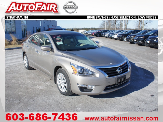2015 Altima 2.5 S - Intelligent Key, Bluetooth, Cruise Control 2015 Altima 2.5 S - Intelligent Key, Bluetooth, Cruise Control