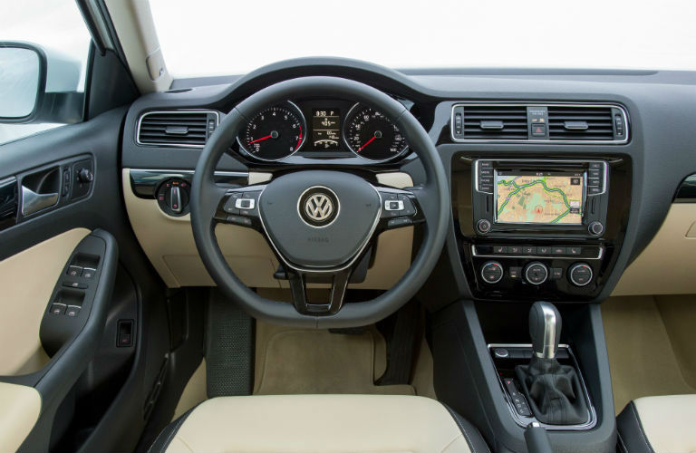2016-Volkswagen-Jetta-C.jpg?s=70525
